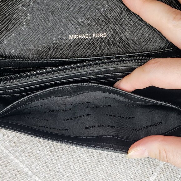 MICHAEL Michael Kors Fulton Carryall Wallet - Black and Grey Logo Leather - Picture 7 of 12